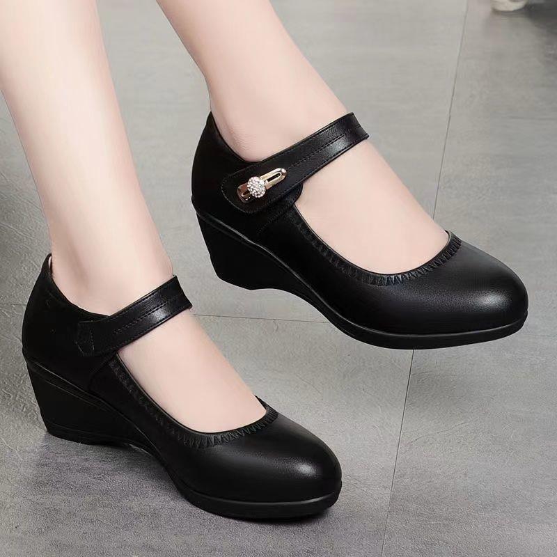 👡【35-41】Piele moale talpă moale toc pană anti-alunecare pantofi din piele pentru mamă